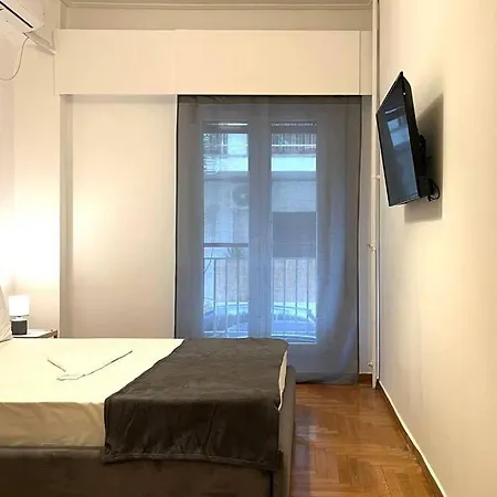 אתונה Pame Rentals - Ideal For 2 In Pagrati מראה חיצוני תמונה