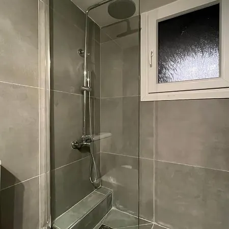אתונה Pame Rentals - Ideal For 2 In Pagrati מראה חיצוני תמונה