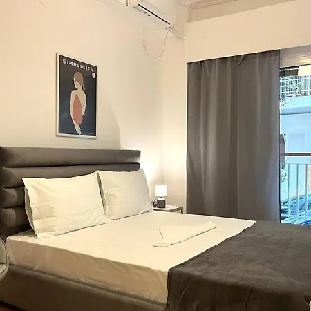אתונה Pame Rentals - Ideal For 2 In Pagrati מראה חיצוני תמונה