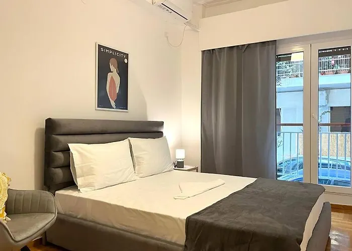 Pame Rentals - Ideal For 2 In Pagrati