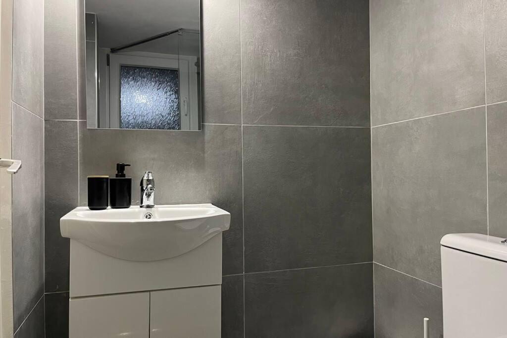 Pame - Ideal For 2 In Pagrati Apartment *