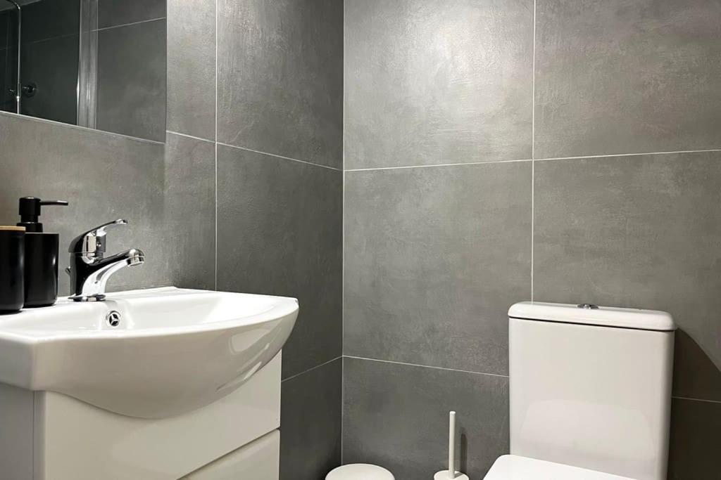 Apartment Pame - Ideal For 2 In Pagrati Athens