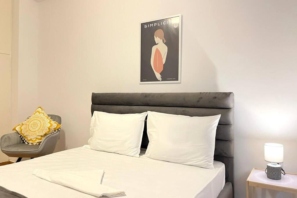 Pame - Ideal For 2 In Pagrati Apartment *